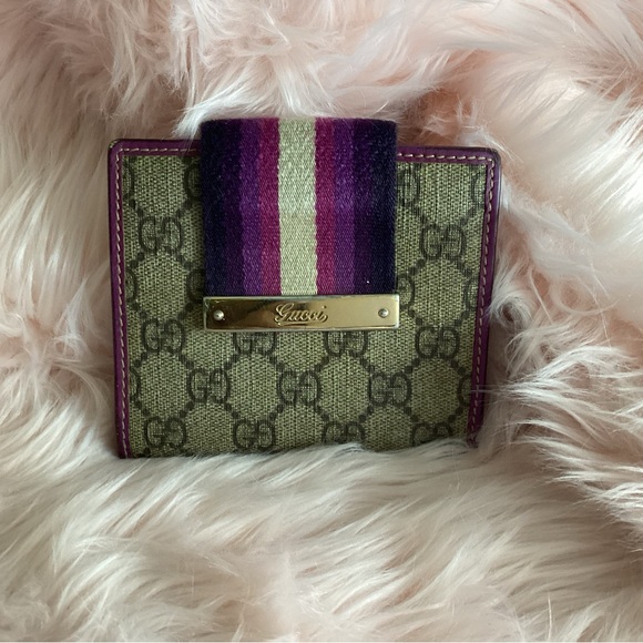 GUCCI with RARE purple striped snappy monogram bifold wallet EUC - Picture 1 of 13